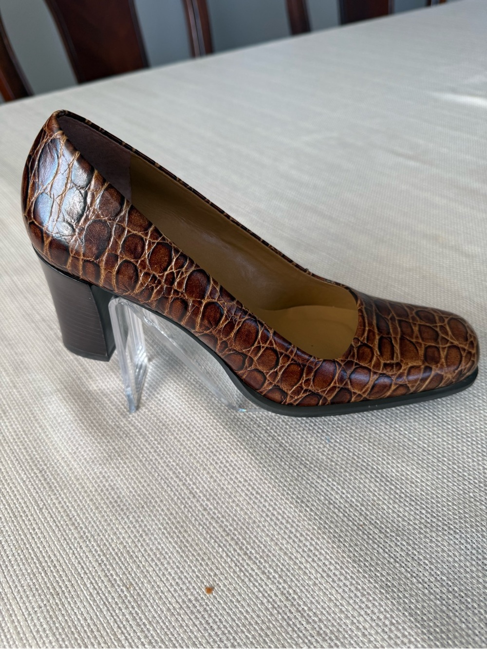 Franco Sarto Croc-Embossed Brown Leather Block Heels - Picture 10 of 11